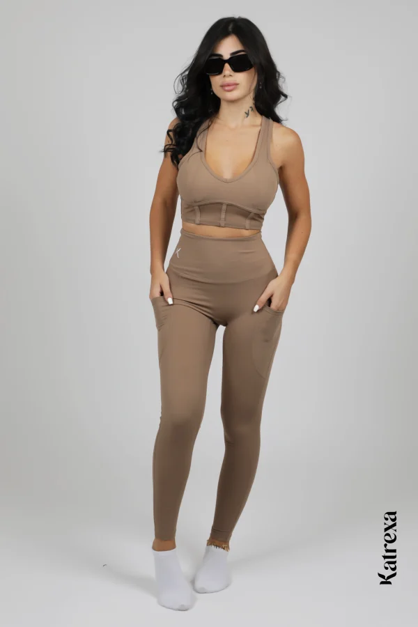 Katrexa's Sleek Brown Athletic Duo: Bra & Leggings