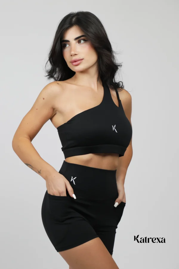 Katrexa Black Seamless Fitness Two-Piece Set (S, M, L)